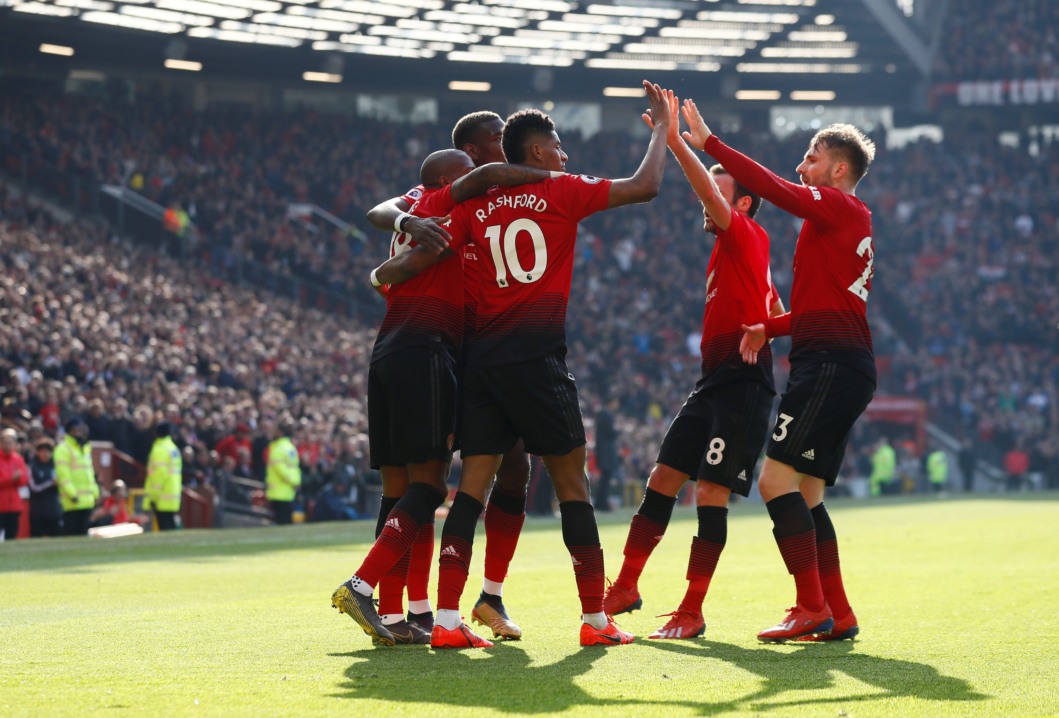 比赛中的亮 比赛中的亮